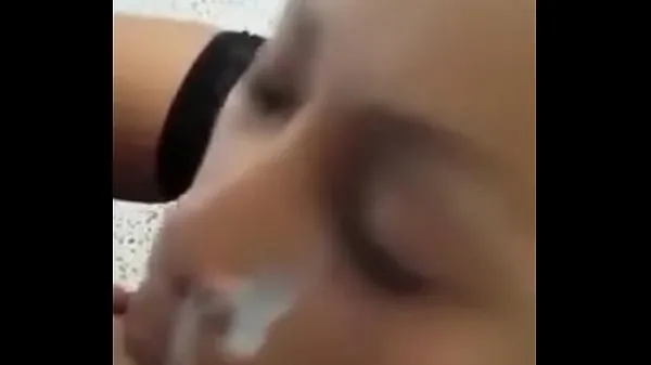 Neue APEC Blowjob - Blowjob in einem College-Klassenzimmerfrische Tube