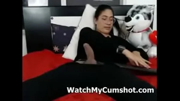 نیا Big cock jacking off her giant cock تازہ ٹیوب