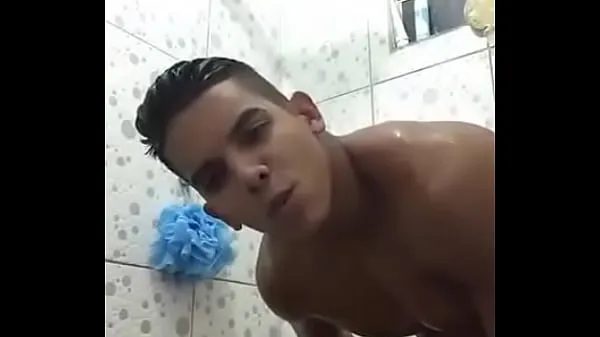 Muscular man showing his huge cock Ống mới