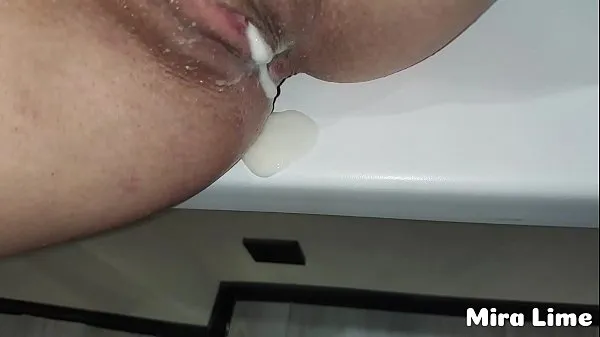 Risky creampie while family at the home Ống mới