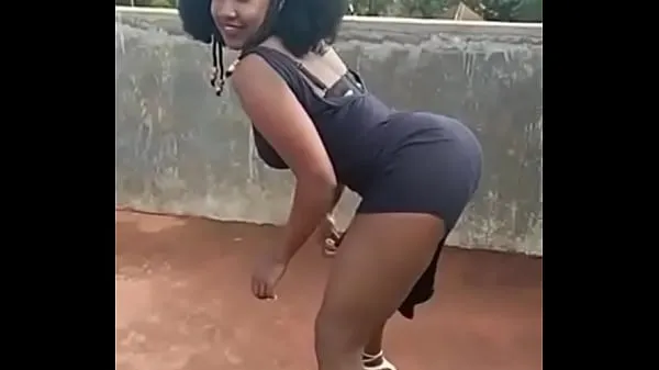 Ny Thick black queen twerking fresh tube