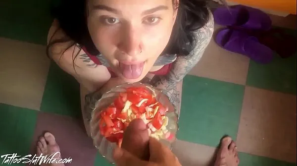 新的 丈夫他妈的贝贝和经验丰富的沙拉精子 - 食品神物 新鲜的 管