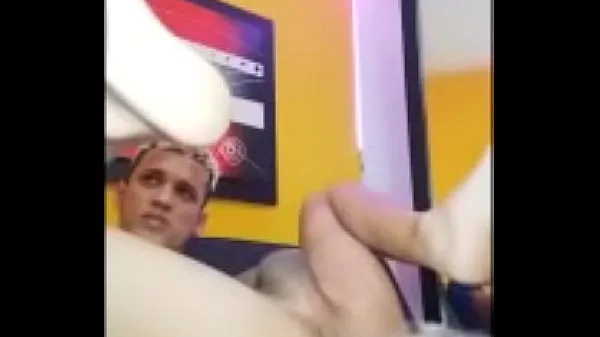 Nová Twink takes huge dildo in ass čerstvá trubica