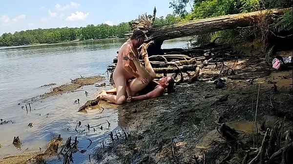 Ny Thick wife fucked in the mud on a nature walk - Becky Tailorxxx fresh tube