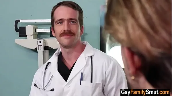 Új Gay boy visits step uncle's doctor's office friss cső