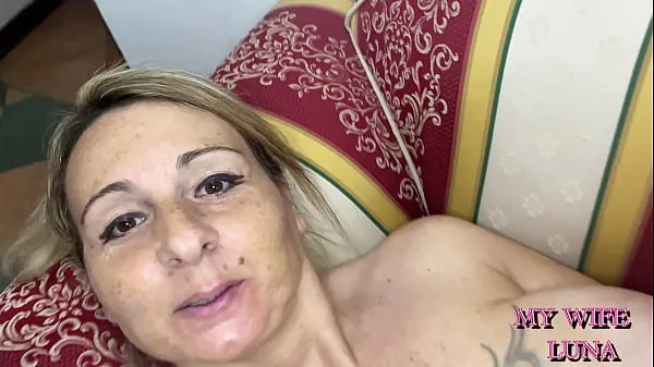 Nuevo Luna la mejor milf italiana siempre dispuesta a disfrutar de una buena polla grande y saborear su semen tubo nuevo