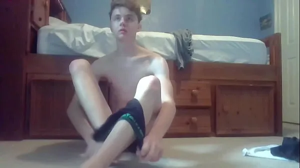 Nová Moaning loud while cumming hard so loud on cam čerstvá trubice