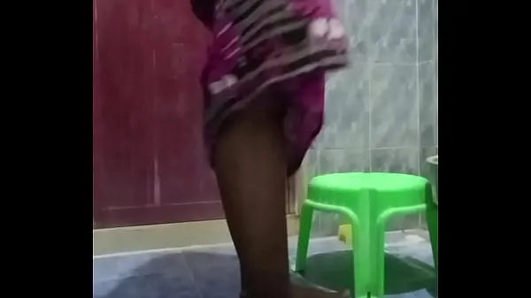 新的 Indian aunty bathing 新鲜的 管