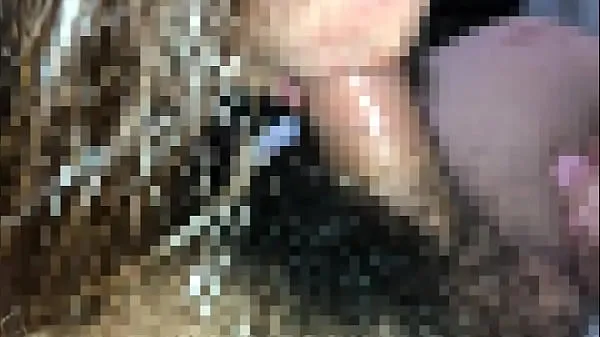 新的 密集的假期与她拥抱在一起 新鲜的 管