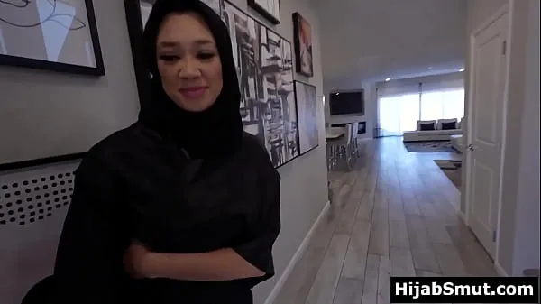 Nieuwe Muslim girl in hijab asks for a sex lesson nieuwe tube