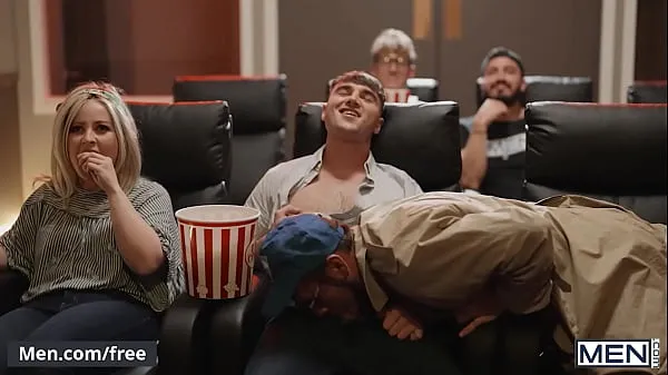 Nuovo Buttering His Popcorn Part 3 - Buttering His Popcorn Part 3 - Altri video completi sutubo fresco