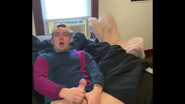 Nuovo Frat Guy Strokes Cock per GF viene trapelato! - Instagramtubo fresco