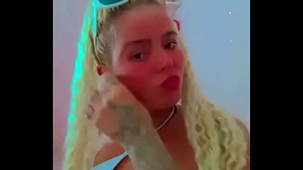 Mais uma vez Marcia Dias farias mostra os peitos em live Ống mới