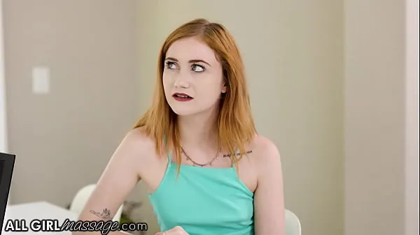 نیا The sexy college redhead Scarlet Skies is searching in the house for some money she could steal from her stepmom or her stepdad to go shopping at the mall, but instead find a free massage ticket from the masseuse Tiffany Watson that she decides to use تازہ ٹیوب