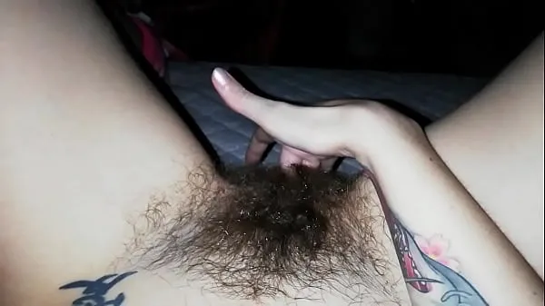 Νέος WET HAIRY PUSSY FINGERING REAL HOMEMADE CLOSEUP φρέσκος σωλήνας