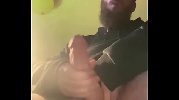 YT gamer pulls out his big cock and blows a load of jizz on cam Tiub baharu baharu