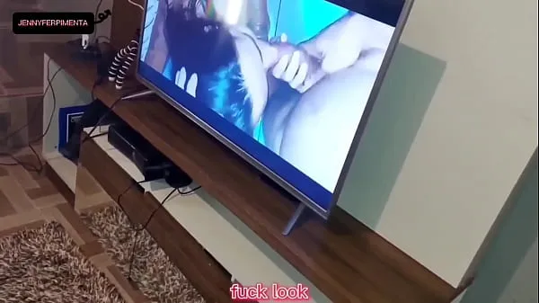 新的 我疯狂的饥渴自慰看着我和黑人食客的视频，我丈夫抓住了我并用很多肛门惩罚我 新鲜的 管