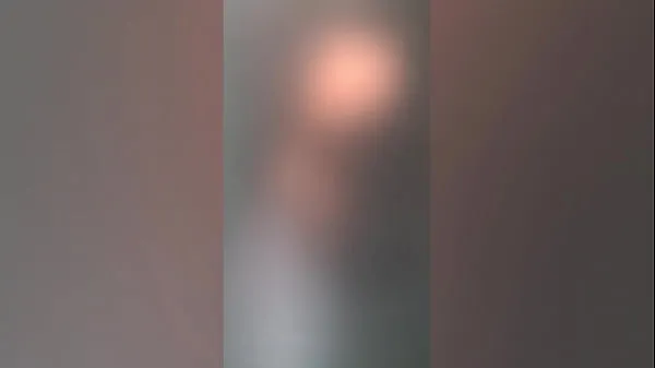 新的 大屁股拉丁妻子喜欢在她丈夫工作时和她的邻居做爱 新鲜的 管