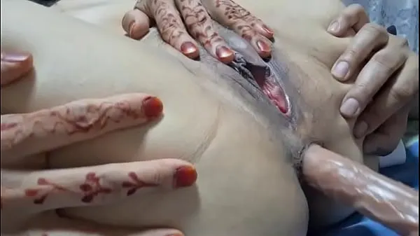新的 Pakistani husband sucking and play with dildo with nasreen anal and pussy 新鲜的 管