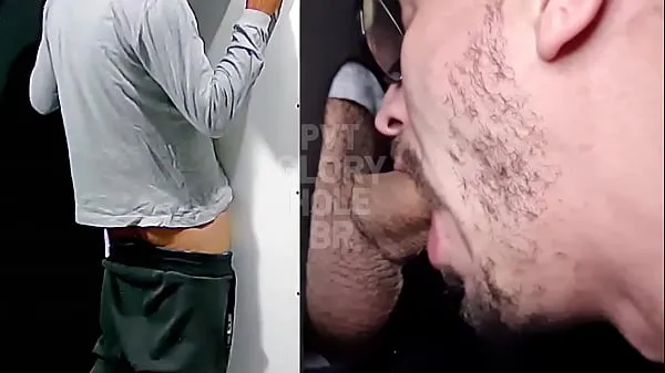 Neue Der große, begabte, unbeschnittene Kerl konnte es nicht ertragen und kam während meines Blowjobs im GloryHole sehr schnell!!! (VOLLSTÄNDIG AUF ROTfrische Tube