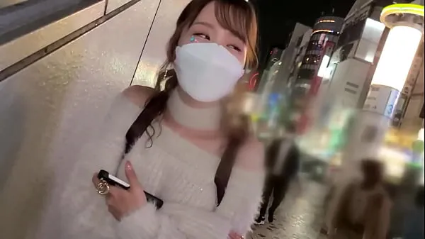 新的 part1 Mari 是一位 F 罩杯的受虐狂美女！ 淫荡的大奶子、美丽的白屁股和丰满的桃色乳头！ 持续玩弄 Nakadashi（Nakadashi 是一个术语，用来形容在女性阴道内射精的行为 新鲜的 管