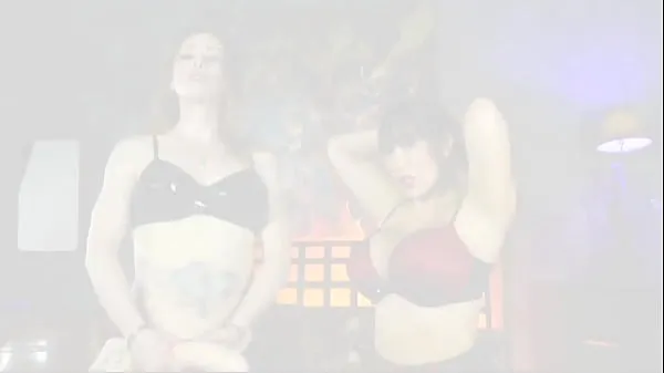 新的 Ava Devine получает жесткую порку киски от Jasmine Jewels 新鲜的 管