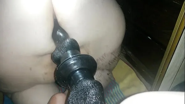 新的 BBW fucks wolf dildo 新鲜的 管